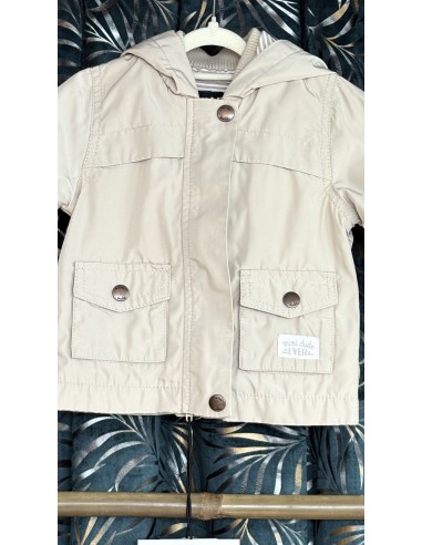 Imperméable aventurier urbain