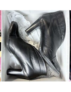 Low boots Hispanitas T38 2
